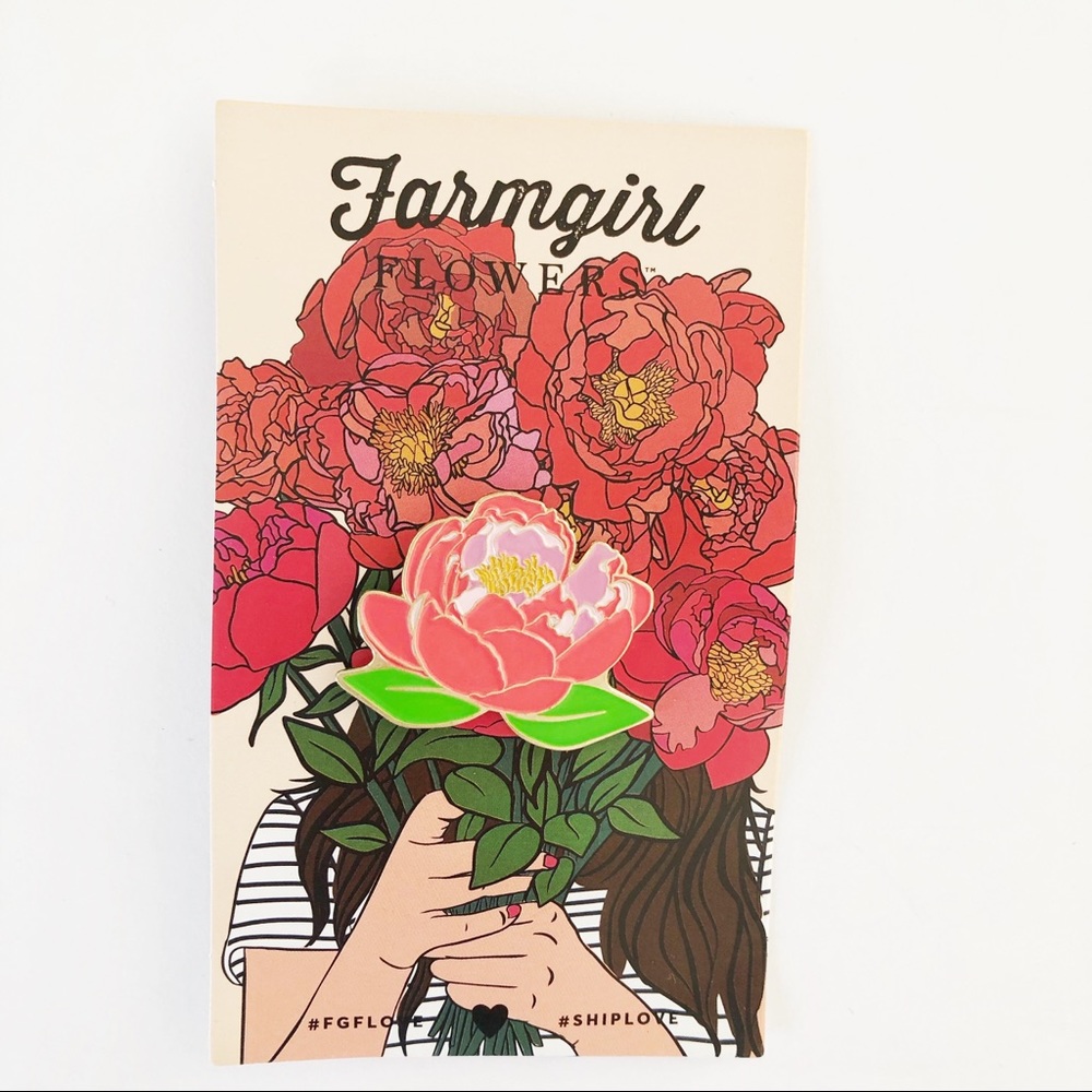 Farmgirl Flowers Peony Pin - Picture 1 of 2